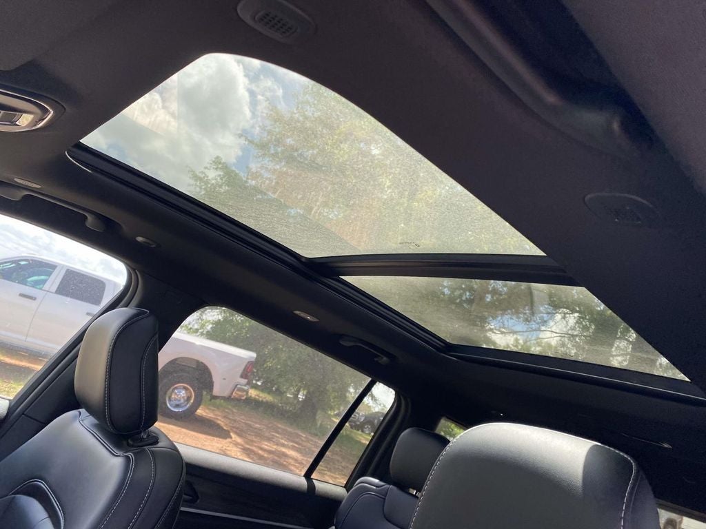 2026 Jeep Grand Cherokee GRAND CHEROKEE L LIMITED 4X2