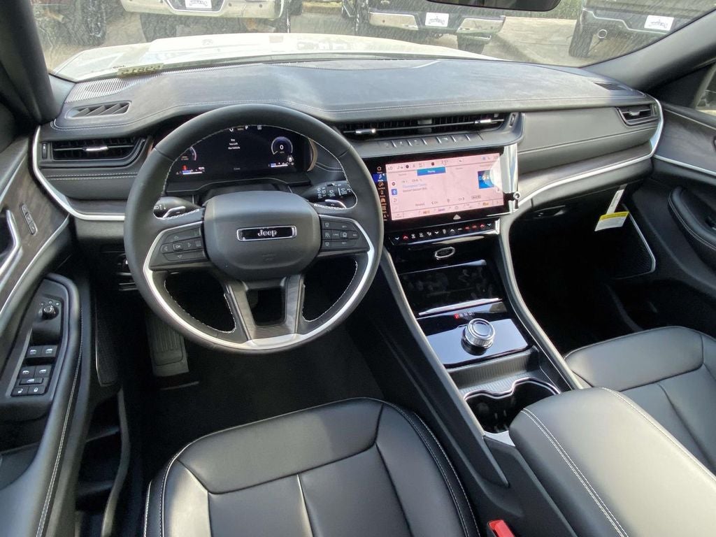 2026 Jeep Grand Cherokee GRAND CHEROKEE L LIMITED 4X2