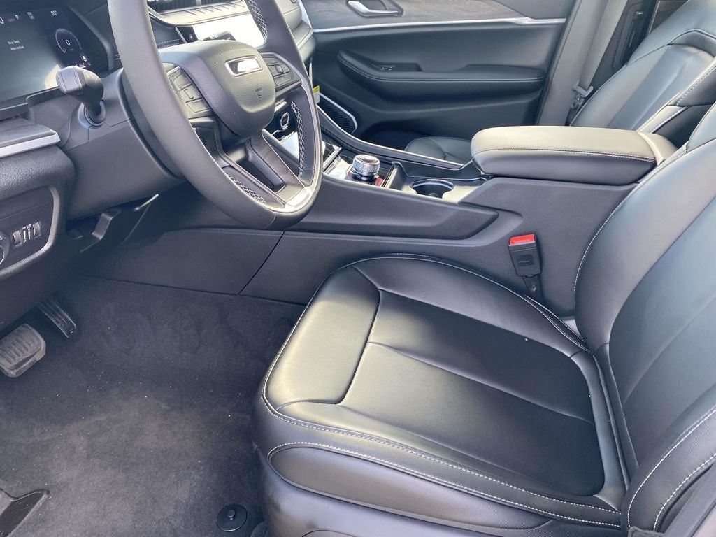 2026 Jeep Grand Cherokee GRAND CHEROKEE L LIMITED 4X2