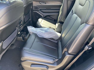 2026 Jeep Grand Cherokee GRAND CHEROKEE L LIMITED 4X2