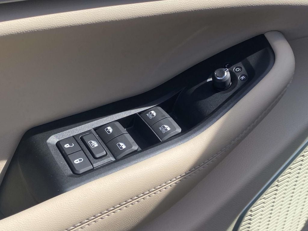 2026 Jeep Grand Cherokee GRAND CHEROKEE L LIMITED 4X2