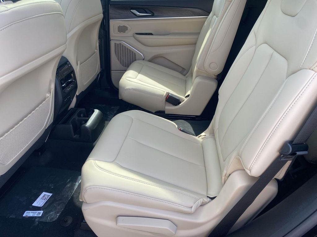 2026 Jeep Grand Cherokee GRAND CHEROKEE L LIMITED 4X2