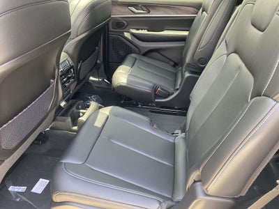 2026 Jeep Grand Cherokee GRAND CHEROKEE L LIMITED 4X2
