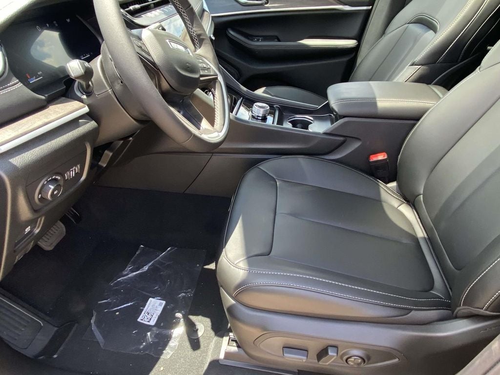 2026 Jeep Grand Cherokee GRAND CHEROKEE L LIMITED 4X2