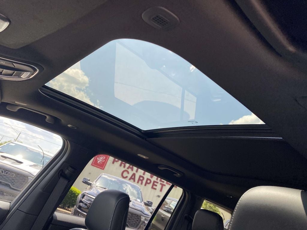 2026 Jeep Grand Cherokee GRAND CHEROKEE L LIMITED 4X2