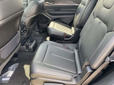 2026 Jeep Grand Cherokee GRAND CHEROKEE L LIMITED 4X2