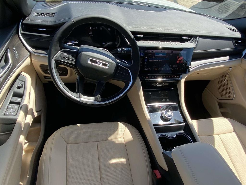 2026 Jeep Grand Cherokee GRAND CHEROKEE L LIMITED 4X2