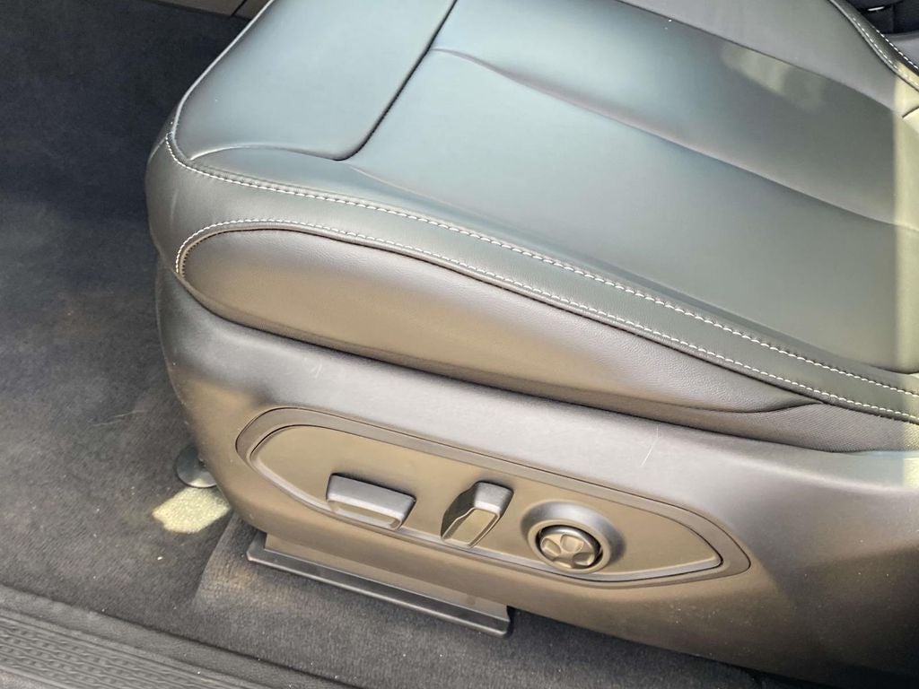 2026 Jeep Grand Cherokee GRAND CHEROKEE L LIMITED 4X2