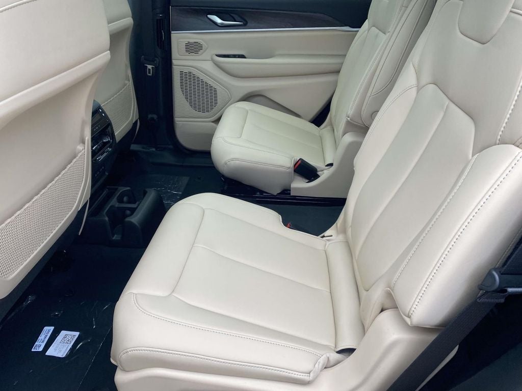 2026 Jeep Grand Cherokee GRAND CHEROKEE L LIMITED 4X2