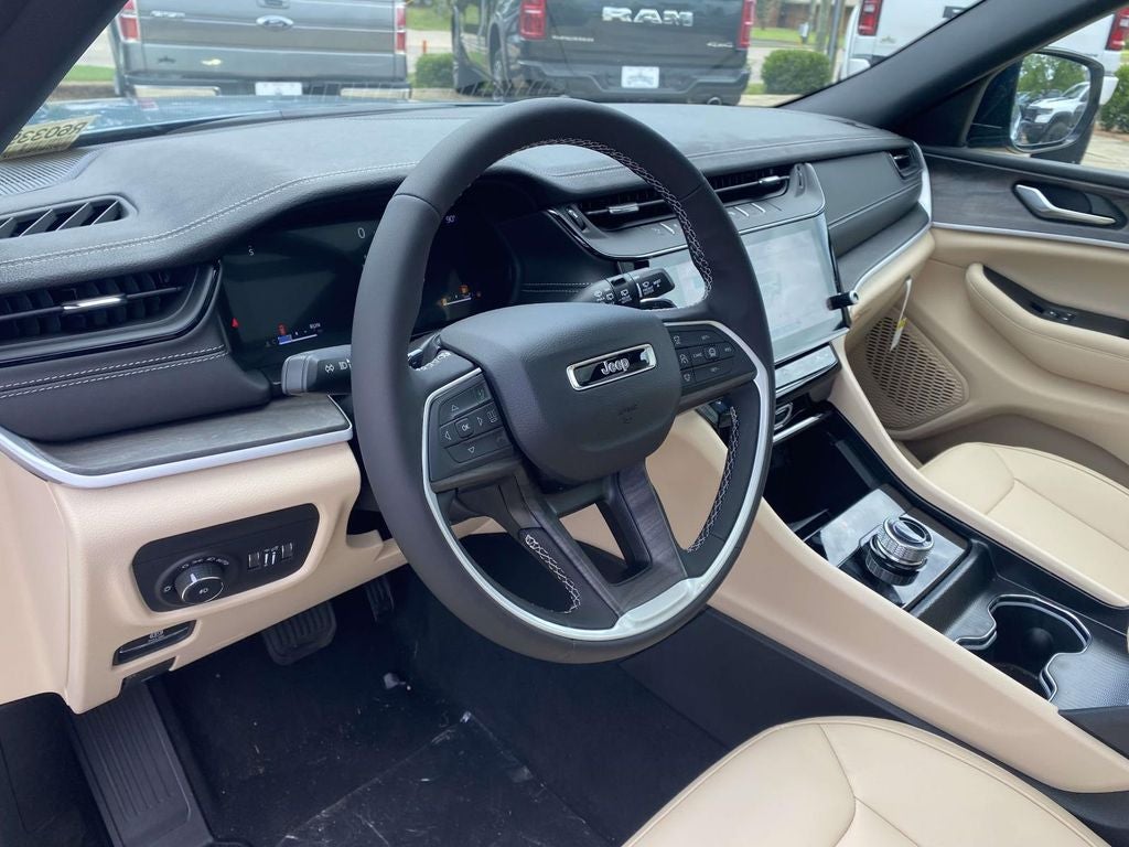 2026 Jeep Grand Cherokee GRAND CHEROKEE L LIMITED 4X2