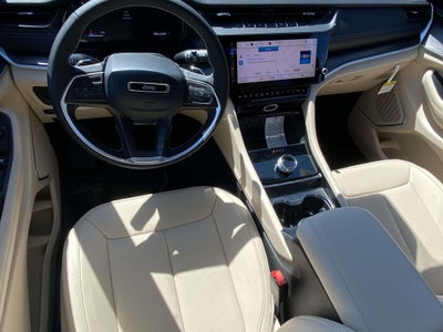 2026 Jeep Grand Cherokee GRAND CHEROKEE L LIMITED 4X2