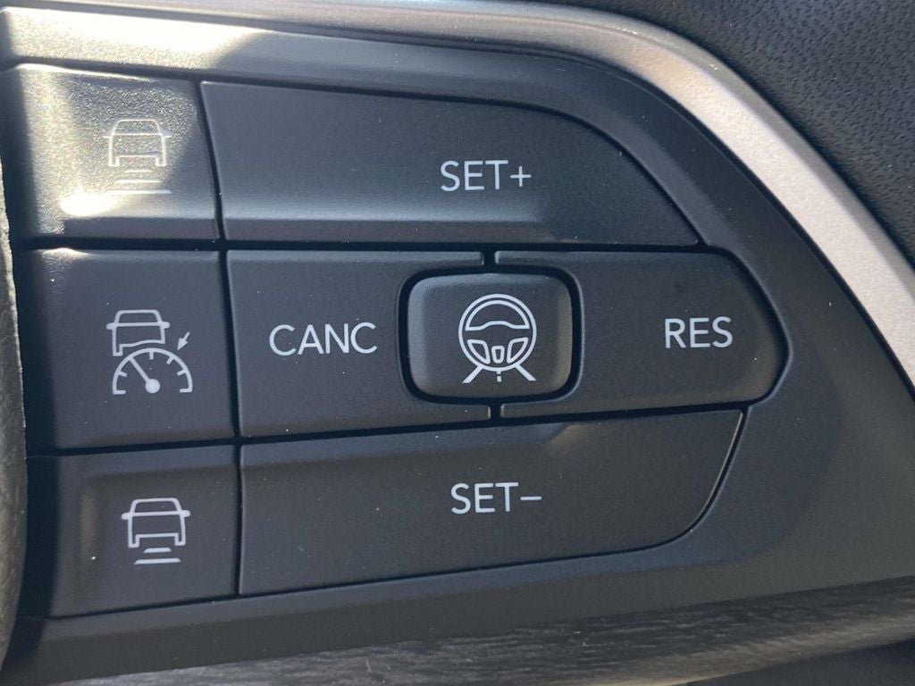 2026 Jeep Grand Cherokee GRAND CHEROKEE L LIMITED 4X2