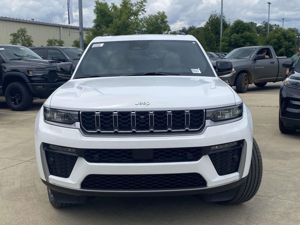 2026 Jeep Grand Cherokee GRAND CHEROKEE L LIMITED 4X2