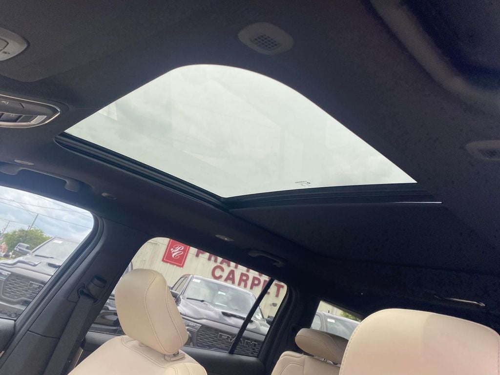2026 Jeep Grand Cherokee GRAND CHEROKEE L LIMITED 4X2