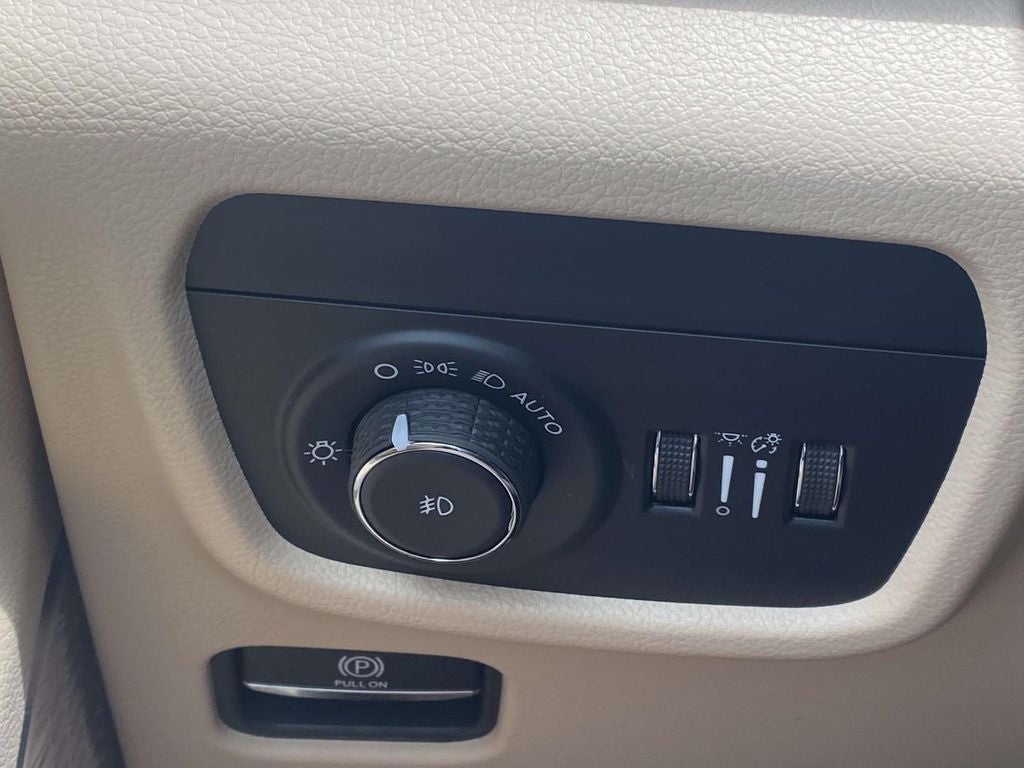 2026 Jeep Grand Cherokee GRAND CHEROKEE L LIMITED 4X2
