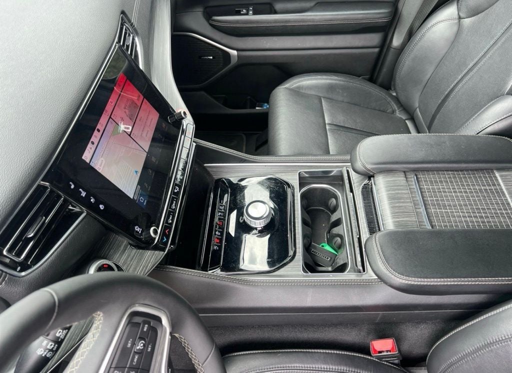 2024 Jeep Wagoneer Series II 4x2