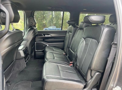 2024 Jeep Wagoneer Series II 4x2