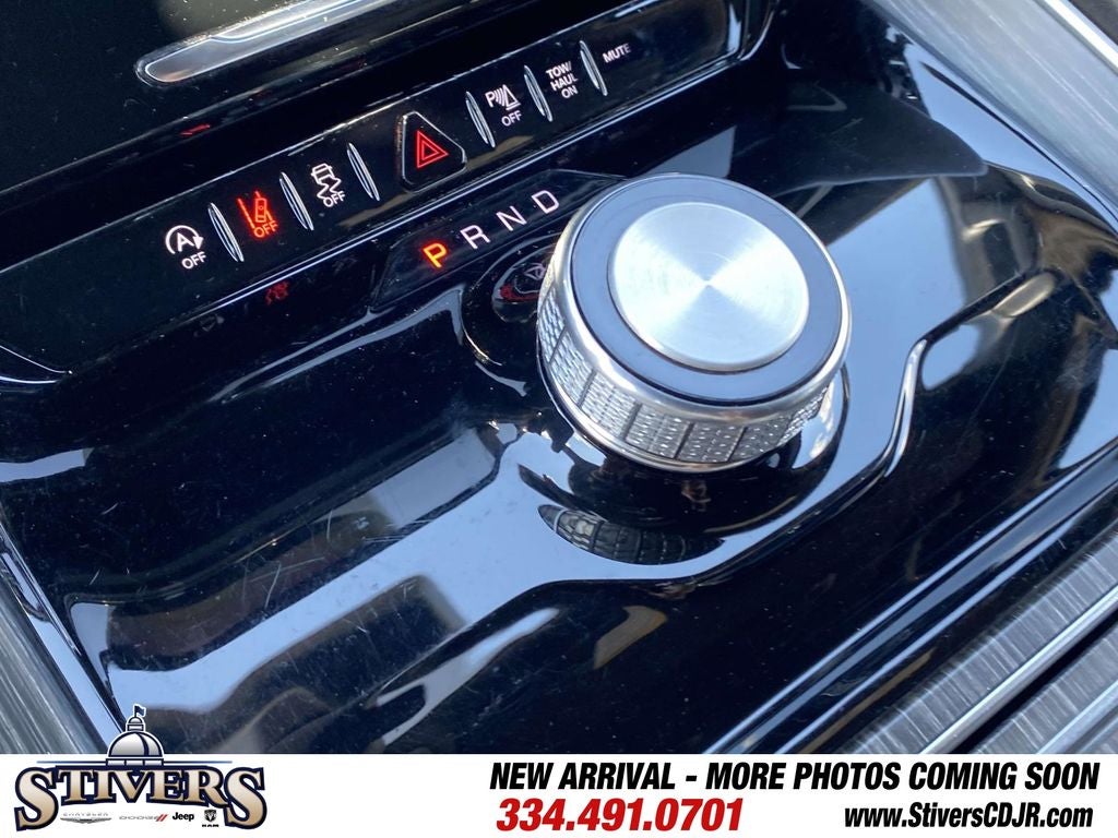 2024 Jeep Wagoneer Series II 4x2
