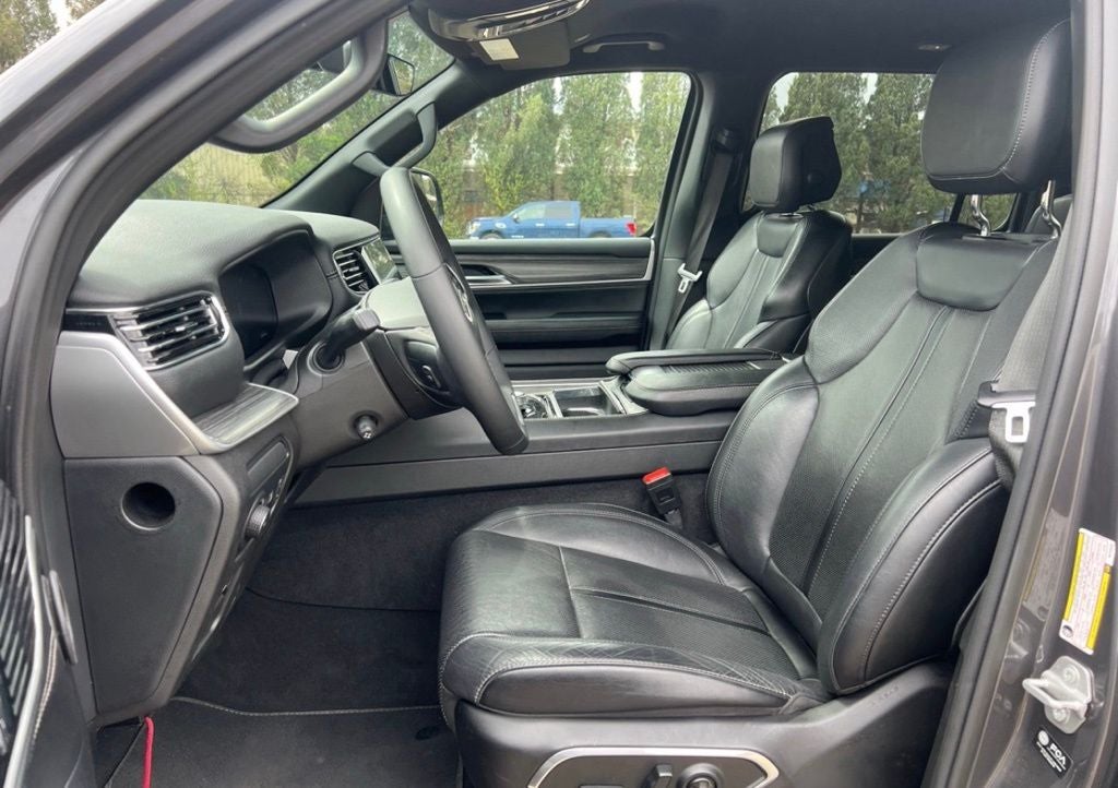 2024 Jeep Wagoneer Series II 4x2