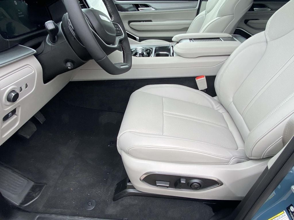 2026 Jeep Grand Wagoneer GRAND WAGONEER LIMITED RESERVE 4X4