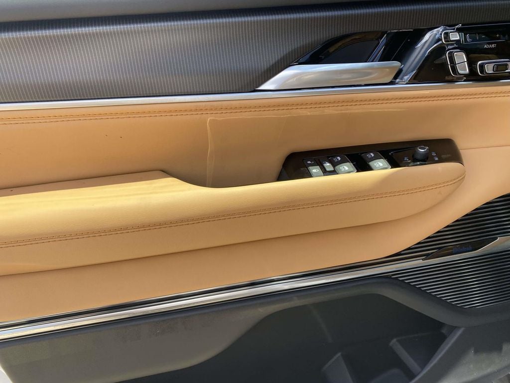 2026 Jeep Grand Wagoneer GRAND WAGONEER SUMMIT RESERVE 4X4