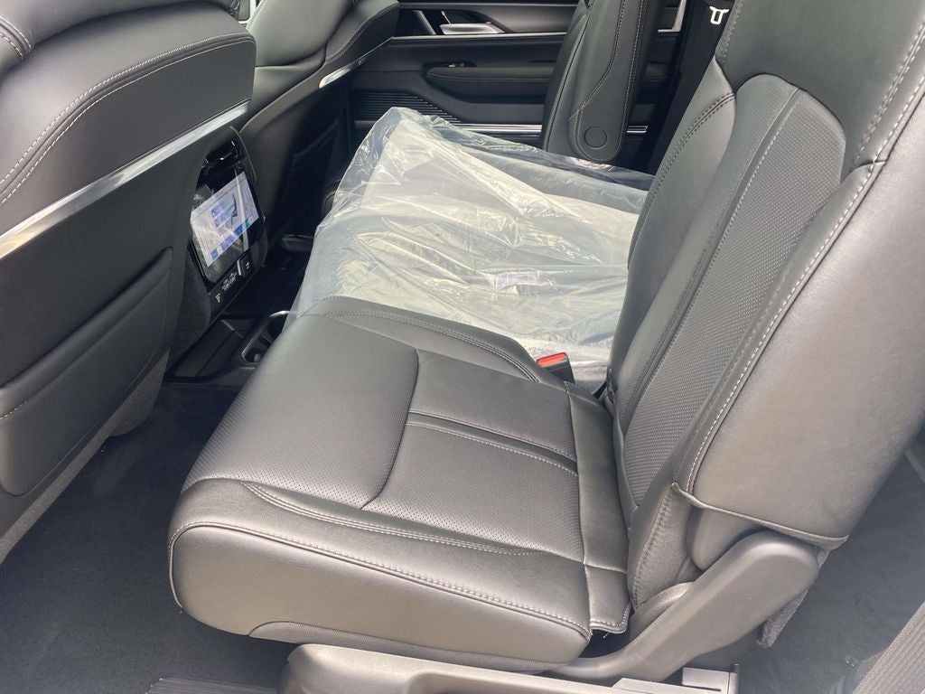 2026 Jeep Grand Wagoneer GRAND WAGONEER SUMMIT OBSIDIAN 4X4