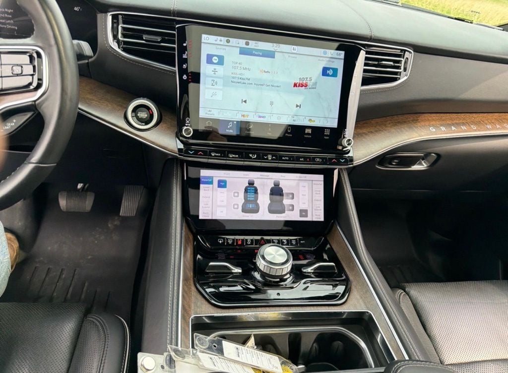 2022 Jeep Grand Wagoneer Series II