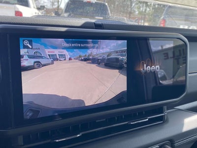 2026 Jeep Gladiator GLADIATOR SAHARA 4X4