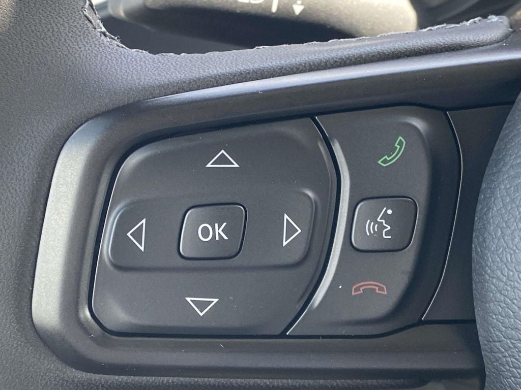 2026 Jeep Gladiator GLADIATOR SAHARA 4X4