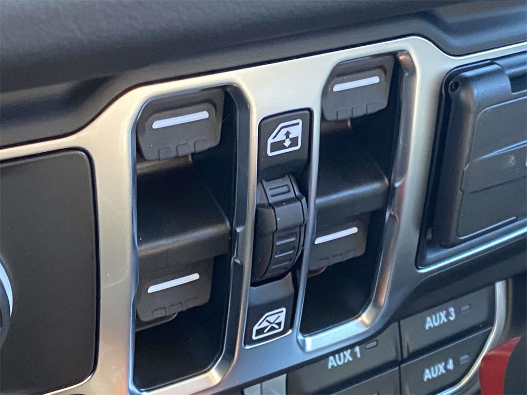 2025 Jeep Gladiator GLADIATOR RUBICON X 4X4