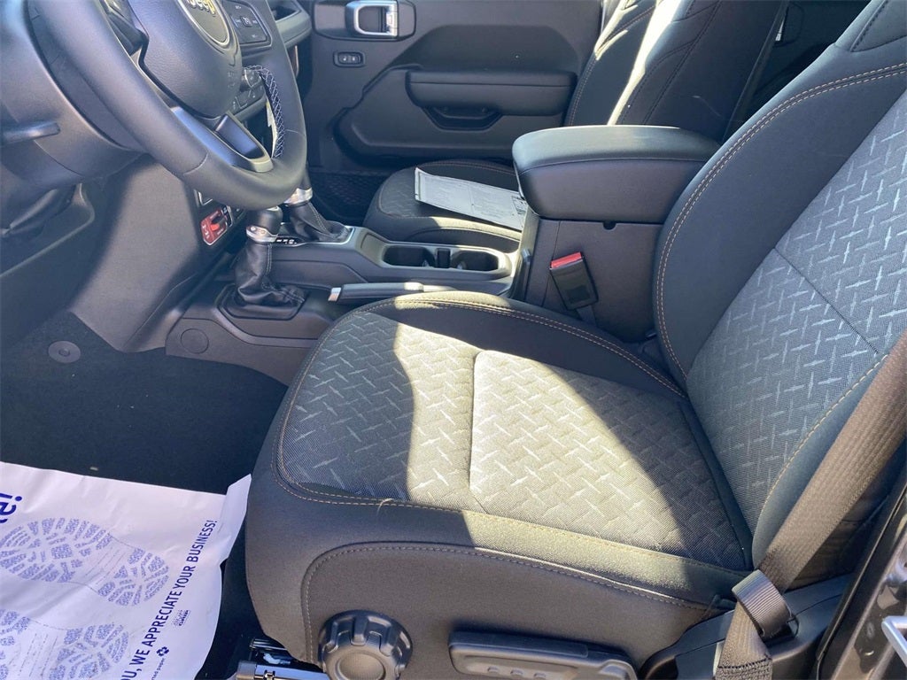 2026 Jeep Gladiator GLADIATOR MOJAVE 4X4