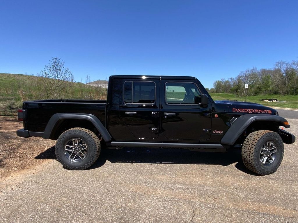 2026 Jeep Gladiator GLADIATOR MOJAVE 4X4