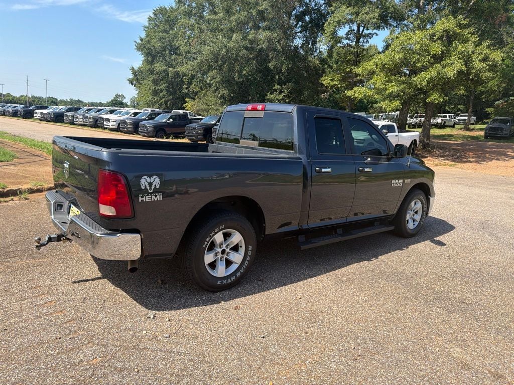 2016 RAM 1500 SLT