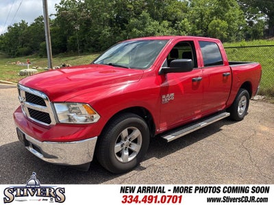 2022 RAM 1500 Classic SLT Crew Cab 4x2 5'7' Box