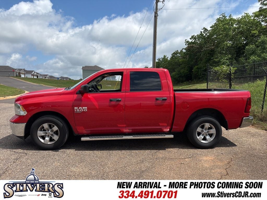 2022 RAM 1500 Classic SLT Crew Cab 4x2 5'7' Box