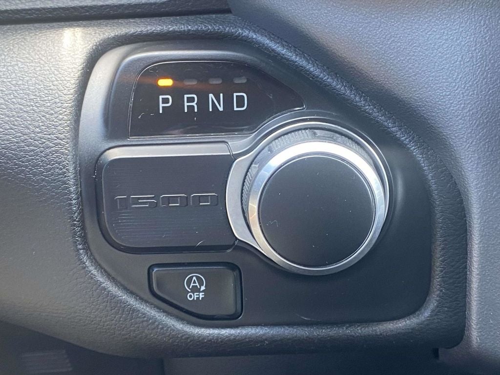 2022 RAM 1500 Big Horn Quad Cab 4x2 6'4' Box