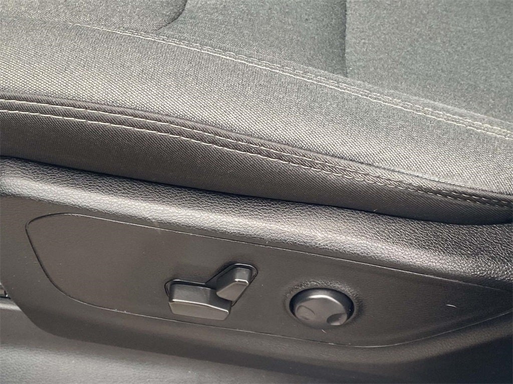 2022 RAM 1500 Big Horn Crew Cab 4x2 5'7' Box