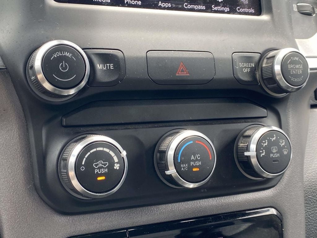 2021 RAM 1500 Big Horn Crew Cab 4x2 5'7' Box