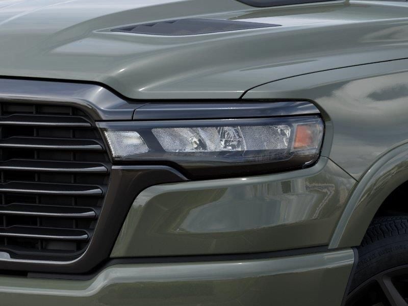 2026 RAM Ram 1500 RAM 1500 LARAMIE CREW CAB 4X2 5'7' BOX