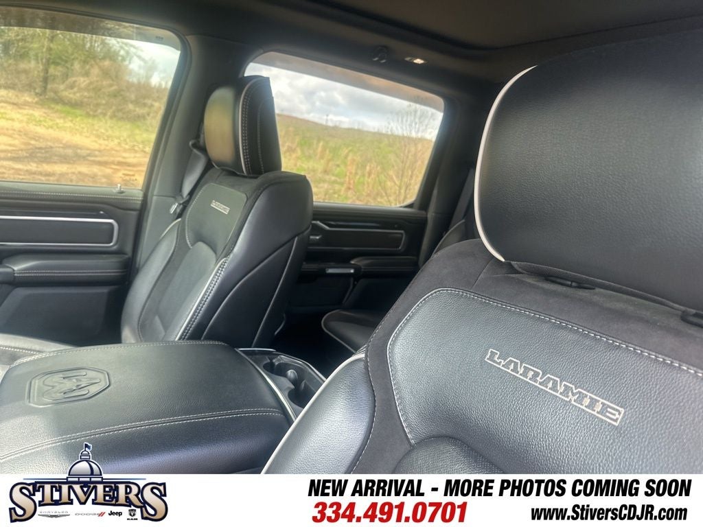 2020 RAM 1500 Laramie Crew Cab 4x2 5'7' Box