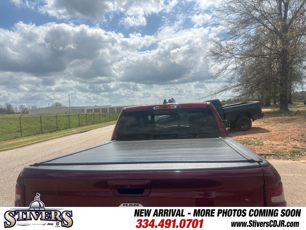 2020 RAM 1500 Laramie Crew Cab 4x2 5'7' Box