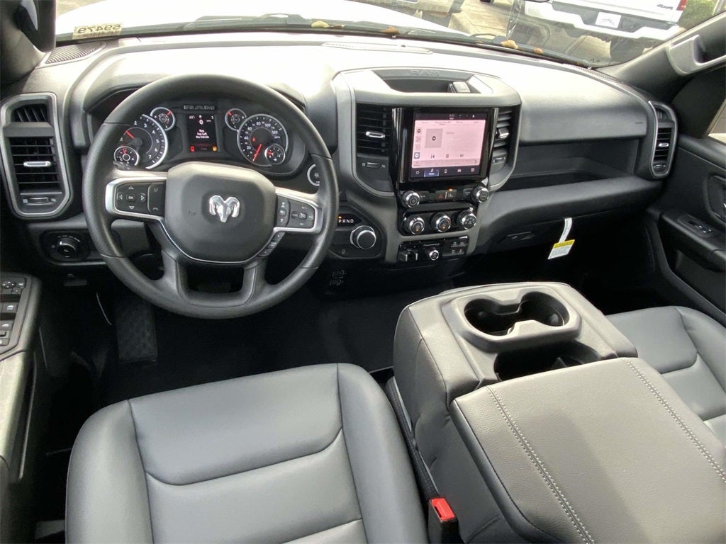 2026 RAM Ram 1500 RAM 1500 TRADESMAN CREW CAB 4X2 6'4' BOX