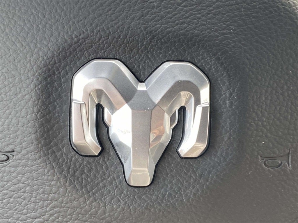 2026 RAM Ram 1500 RAM 1500 TRADESMAN CREW CAB 4X2 6'4' BOX