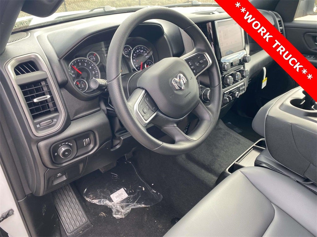 2026 RAM Ram 1500 RAM 1500 TRADESMAN CREW CAB 4X2 6'4' BOX