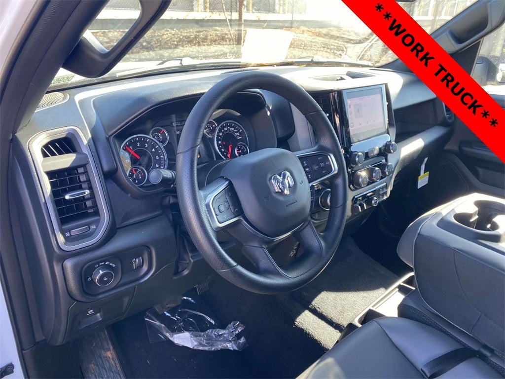 2026 RAM Ram 1500 RAM 1500 TRADESMAN CREW CAB 4X2 6'4' BOX