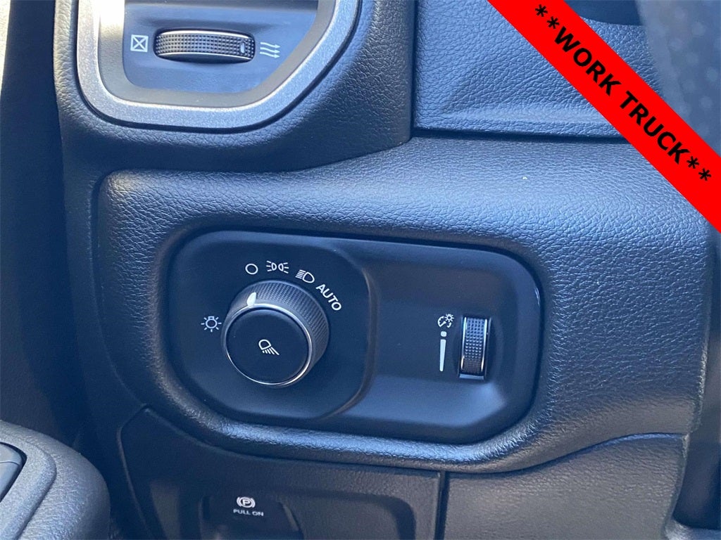 2026 RAM Ram 1500 RAM 1500 TRADESMAN CREW CAB 4X2 6'4' BOX