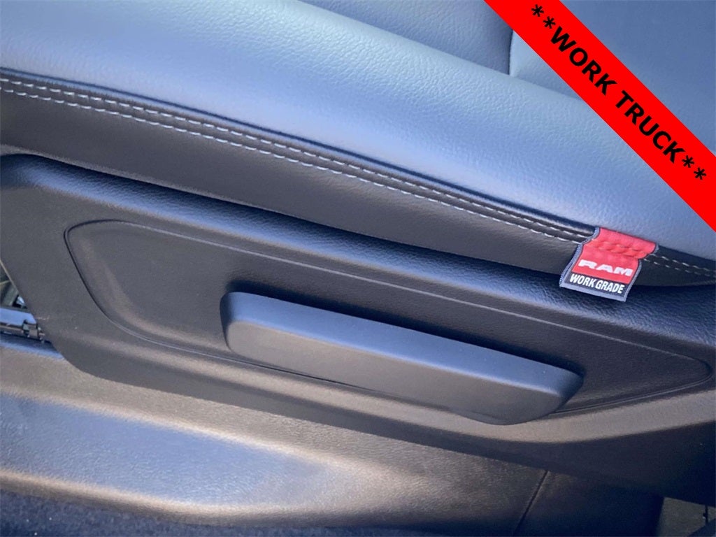 2026 RAM Ram 1500 RAM 1500 TRADESMAN CREW CAB 4X2 6'4' BOX