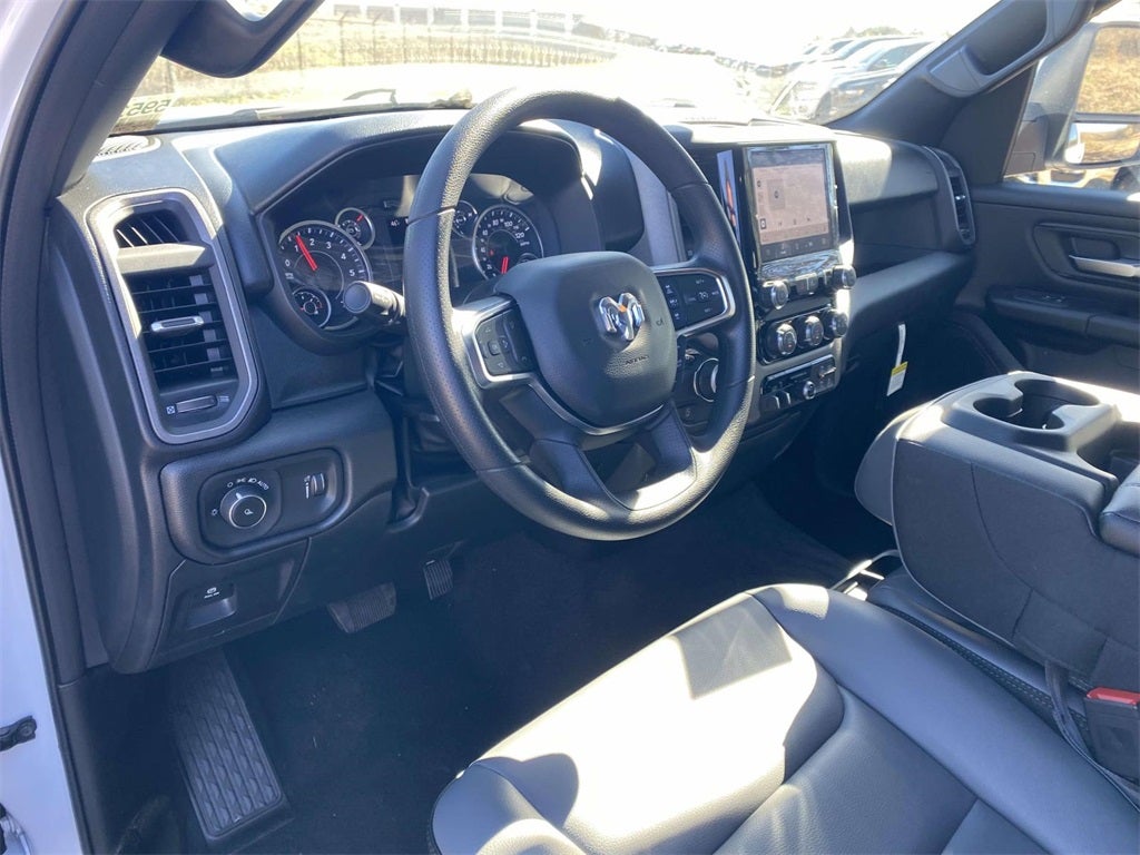 2026 RAM Ram 1500 RAM 1500 TRADESMAN CREW CAB 4X2 6'4' BOX