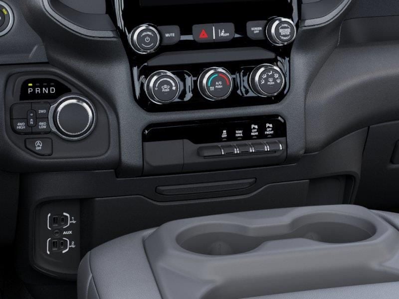 2026 RAM Ram 1500 RAM 1500 TRADESMAN QUAD CAB 4X4 6'4' BOX