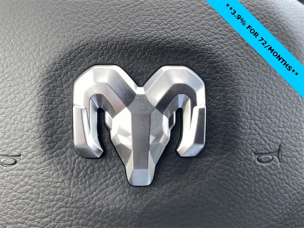 2025 RAM Ram 1500 RAM 1500 BIG HORN CREW CAB 4X4 5'7' BOX